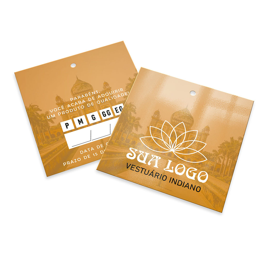 Tags Padrão Furo Couchê 300g Verniz Uv Verniz Uv Total Frente (91x102mm)