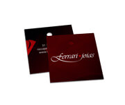 Tags Especiais Couchê 300g Verniz Localizado e Laminação Fosca Frente e Verso (45x51mm)