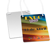 Credenciais Couchê 300g Verniz Uv Total Frente Com Cordão ou Clip Jacaré (87x120mm)