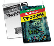 Credenciais Couchê 300g Verniz Uv Total Frente Com Cordão ou Clip Jacaré (90x147mm)