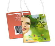 Credenciais Couchê 300g Verniz Uv Total Frente Com Cordão Sem Clip Jacaré (87x120mm)