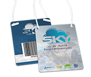 Credenciais Couchê 250g Verniz Uv Total Frente Com Cordão ou Clip Jacaré (87x120mm)