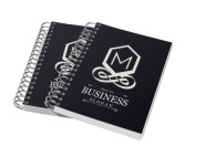 Caderneta Capa Dura Wire-O Abertura Horizontal Laminação Fosca e Hotstamping (105x150mm)