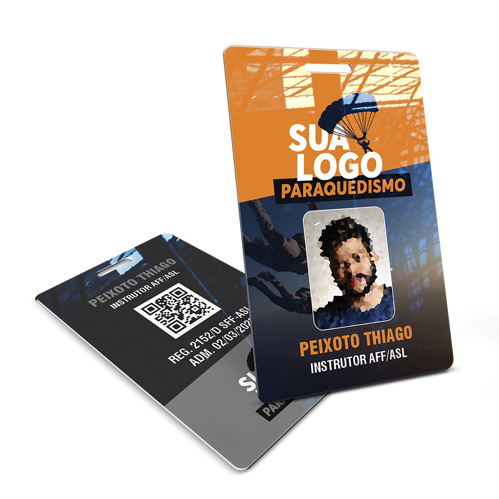 Crachá Vertical 0,75mm Plástico Compacto 75g