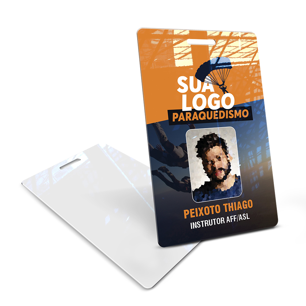 Crachá Vertical 0,75mm Plástico Compacto 75g