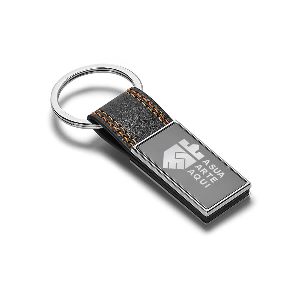 Chaveiro Gravação a Laser Couro Sintético Modelo Bale Com Fibra de Carbono Detalhe Laranja