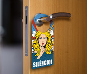 Não Perturbe Com Furo Pvc Branco 050 Branco